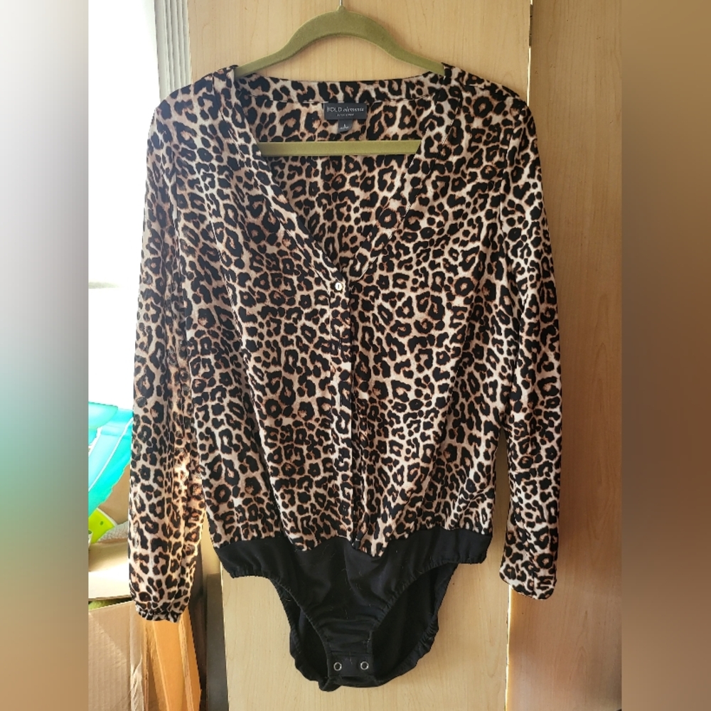 Leopard print bodysuit